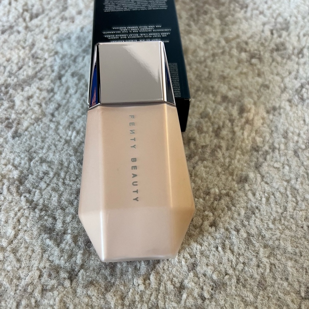 Fenty beauty by Rihanna